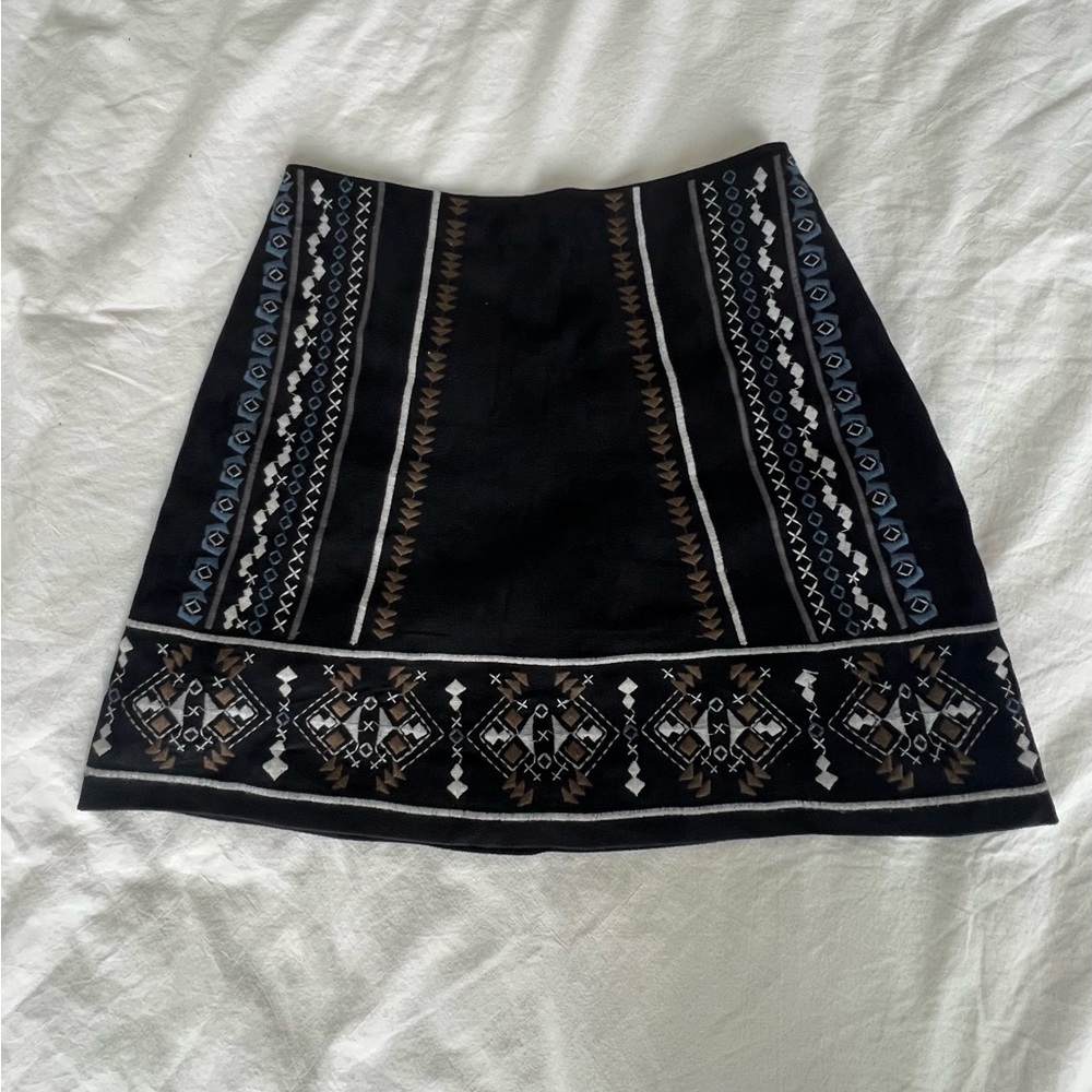 Abercrombie 00 suede skirt with stitched design